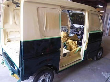 愛知県 T様 エブリィ(ワーゲンバス仕様)ペイントに入りました。