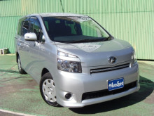 在庫車　ヴォクシー　ボディーコート＆クリーニング完了！