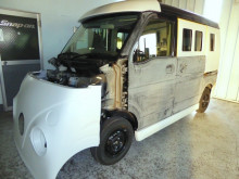 桑名市　Ｋ・Ｔ様　エアロパーツのサフェーサー処理が終わりました！