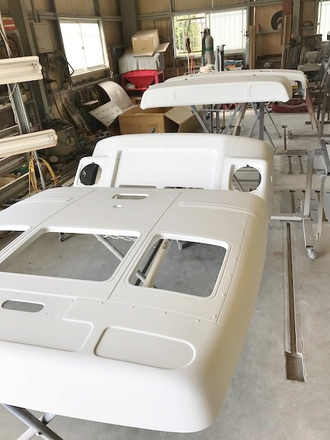 愛知県安城市　Ｓ・Ｈ様　エアロパーツのサフェーサー仕上げが完了しました！