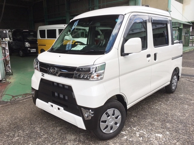 多気郡多気町　Ｔ・Ｔ様　ベース車のデッキバンが入庫しました！