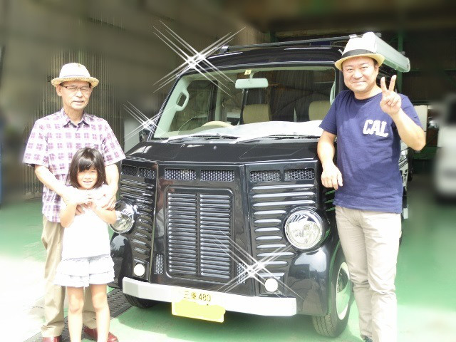 名張市　（株）辻金属製作所様　フレンチバスキャンピングカーご来店納車有難うございました！