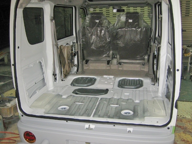 岐阜県郡上市　H・T様　内装のバラシ作業が完了しました！