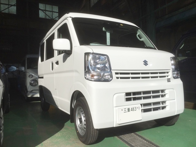 四日市市　Ｓ・Ｅ様　新車エブリイが入庫しました！