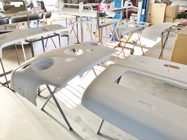 愛知県高浜市　Ｍ・Ｆ様　アーリーのサフェーサーペイント完了です！