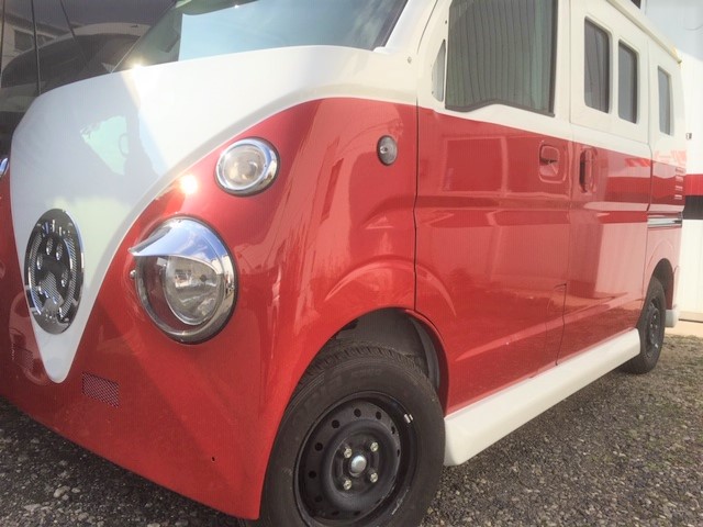 愛知県豊橋市　(株)サンフラッグ様　エアロパーツのペイントが完了しました！