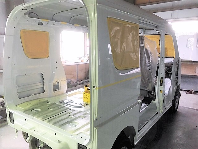 京都府舞鶴市　Ｔ・Ａ様　アーリーのペイント準備中です！