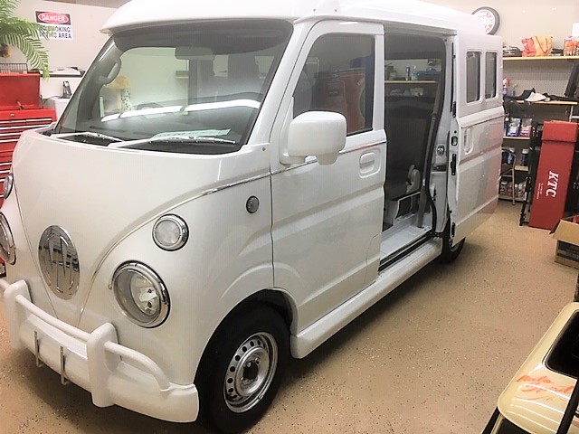 いなべ市　Ｋ・Ｍ様　アーリーの外装が完成して内装パーツの組付けに入ります！