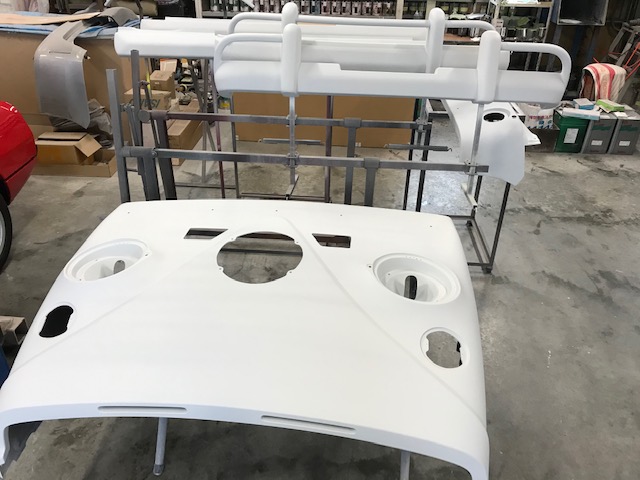 兵庫県明石市　Ｙ・Ｓ様　アーリーのエアロパーツのサフェーサー処理が完了しました！