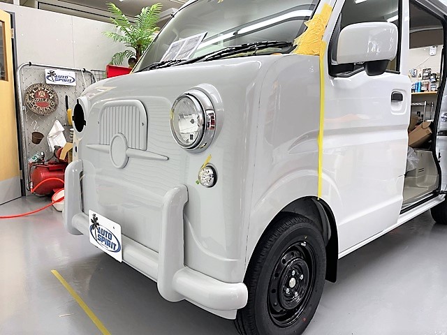 新作エアロ(ムルティ)のフロントフェイスのフィッティング調整中です！