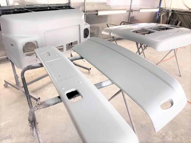 松阪市　出張カギ屋さん　鍵子様　ブギーライダーのサフェーサーペイント中です！