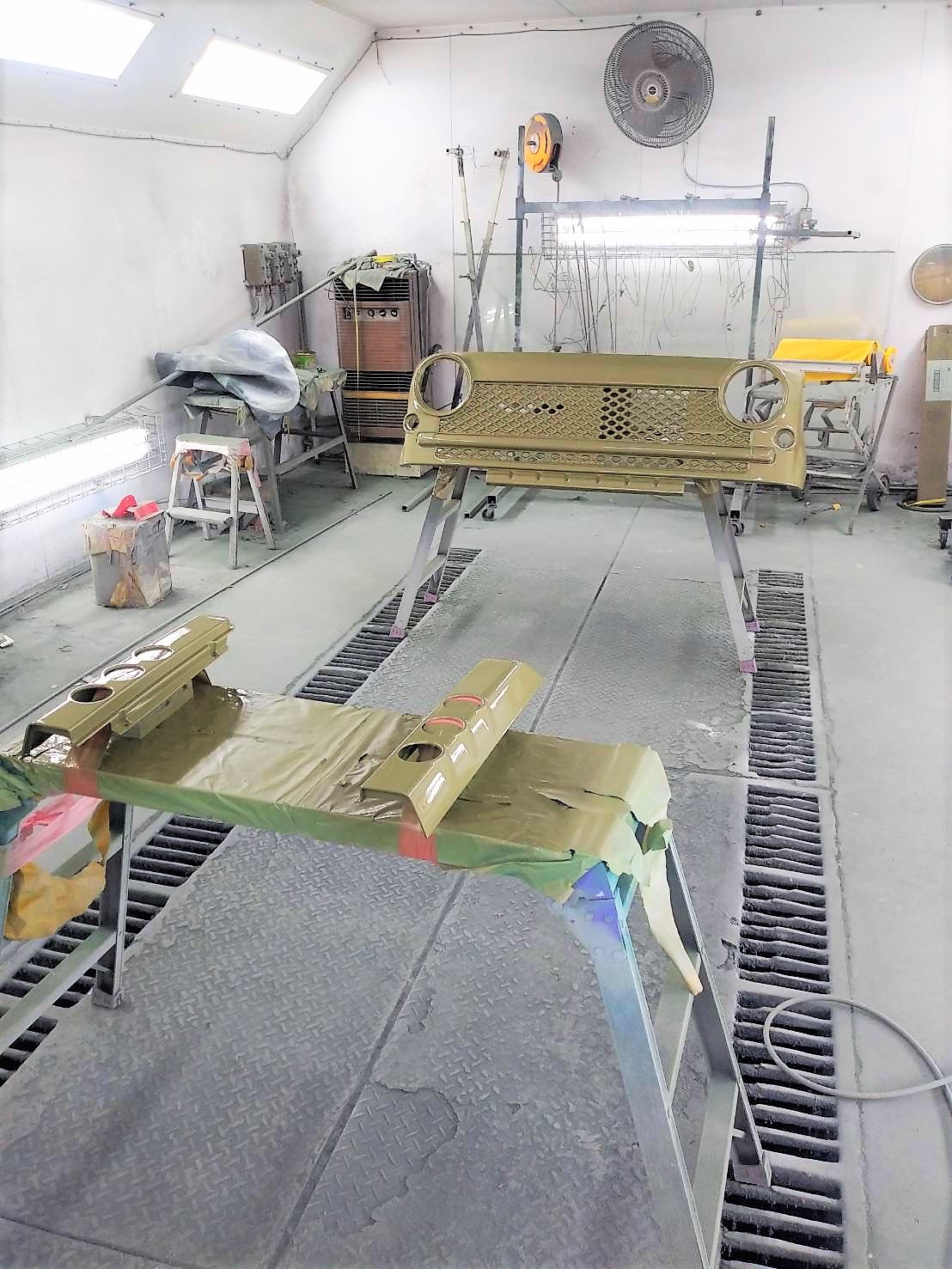 鈴鹿市　Ｓ・Ｍ様　ＭＡＬＩＢＵのペイントに入りました！