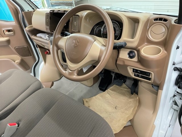 滋賀県大津市　Ｋ・Ｔ様　タイプ　フレンチの内装パーツ取付中です！