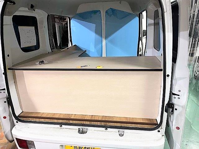 鳥取県米子市　鬼将軍様　移動販売車のカウンターが完成しました！