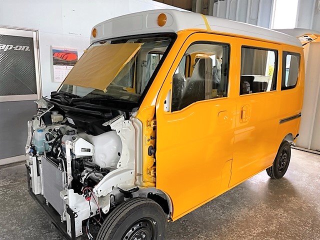 在庫車　ブギーライダーの外装ペイントが完了してエアロパーツのペイントに入りました！