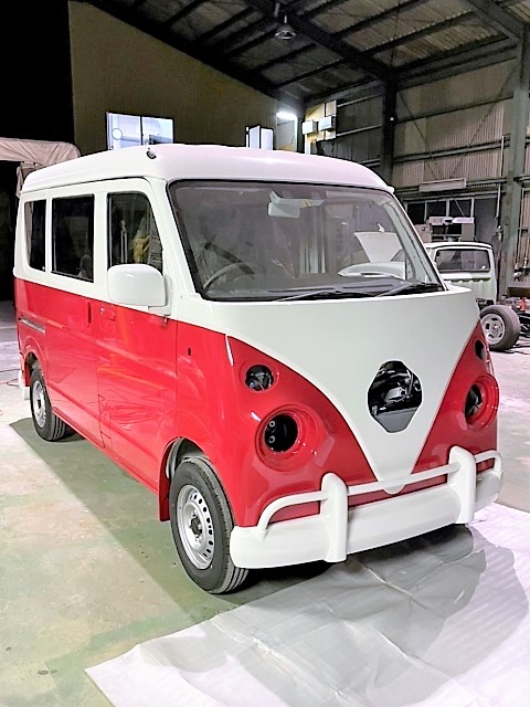 在庫車　タイプ　アーリーのエアロパーツのペイント完成しました！