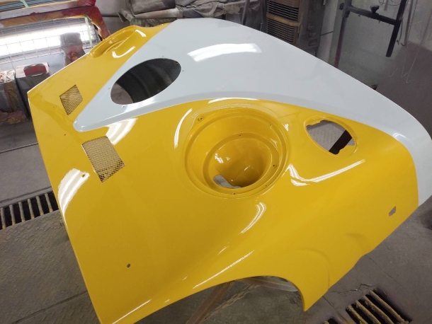 滋賀県長浜市　Ｉ・Ｈ様　アーリーのエアロパーツの本ペイントに入りました！