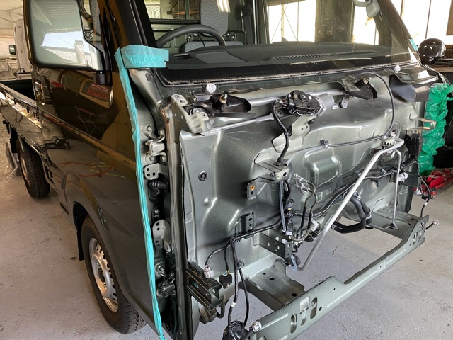 在庫車　フレンチトラックの制作状況です！