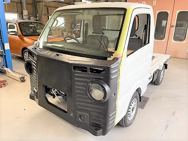 四日市市　Ａ・Ｃ様　フレンチトラック移動販売車の仮合わせに入りました！