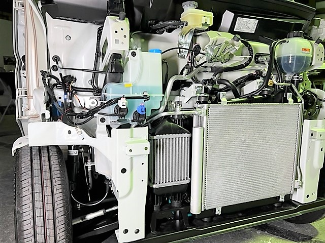 北海道旭川市　Ｋ・Ｎ様　アーリー製作のエブリイのバラシ作業に入りました！