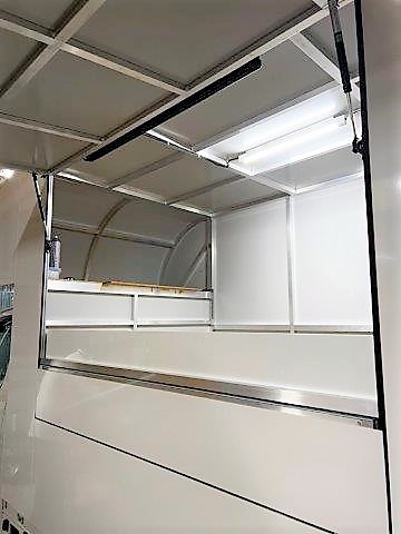 津市　高瀬企画様　タウンエーストラック移動販売車の制作状況です！