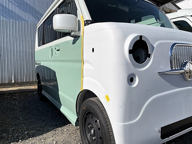 滋賀県大津市　Ｓ・Ｙ様　ＰＬＡＴムルティ６６０のボディ側のペイントが完了しました！