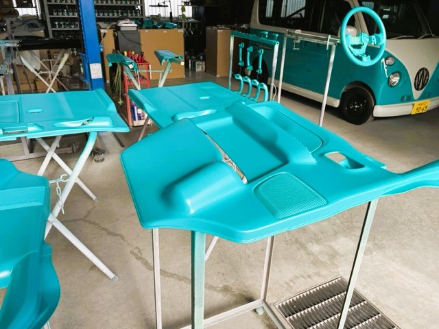 沖縄県島尻郡　Ｏ・Ｍ様　アーリーの内装パーツペイントが完了しました！