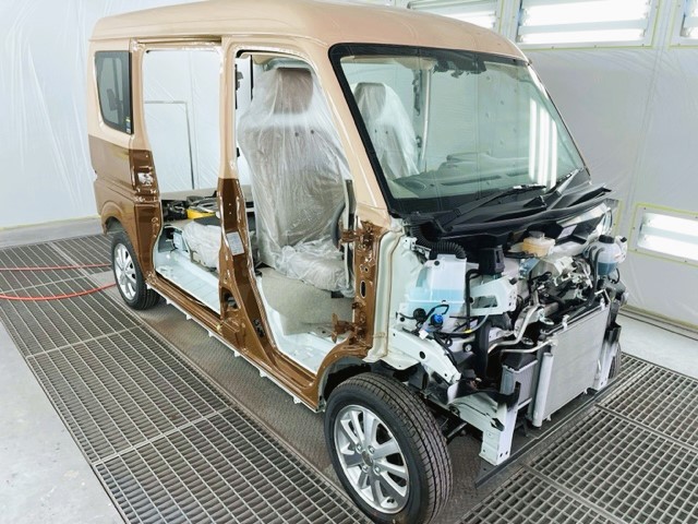 滋賀県東近江市　Ｍ・Ｙ様　アーリーのボティ側のペイントが完了しました！