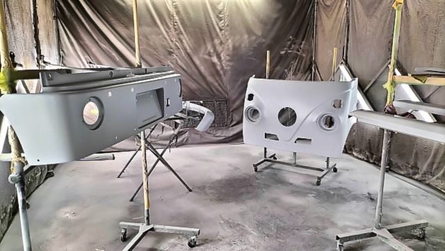 愛知県岡崎市　Ｔ・Ｅ様　アーリーComfy-Ⅱのエアロパーツのサフェーサーペイント完了です！