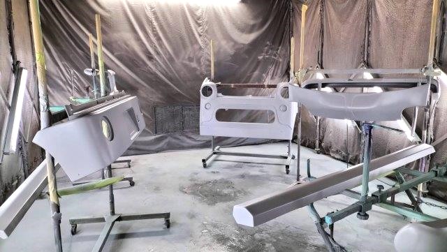 いなべ市 小林モータース様 シェビーのサフェーサーペイントが完了しました!