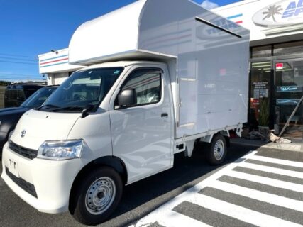 伊勢市　(株)ｔｒｉｄｅ様　タウンエーストラック移動販売車が完成し8ナンバー登録準備中です！