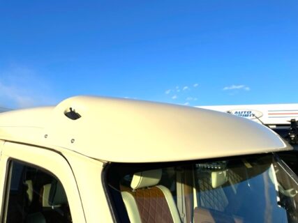 京都府京都市　Ｏ・Ａ様　在庫車アーリーの追加ルーフバイザーの取付が完了しました！