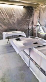 青森県弘前市　Ｋ・Ｍ様　ＰＬＡＴムルティ６６０のエアロパーツのペイントに入りました！