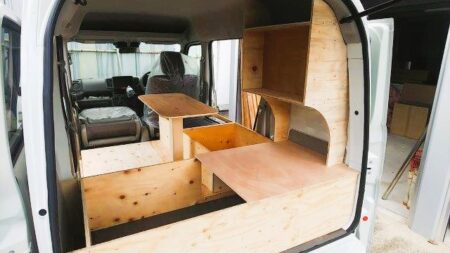 Ｎｅｗキャンピングカー　Comfy-Ⅳ（対面テーブルタイプ）の製作状況です！