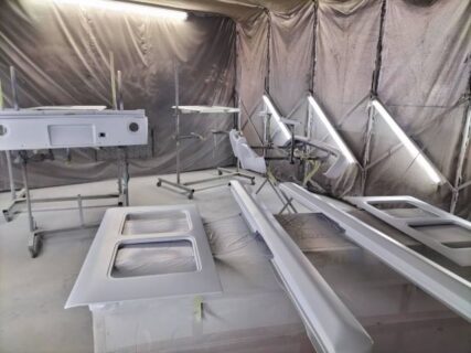 桑名市　Ｋ・Ｋ様　タイプ　アーリーのエアロパーツのサフェーサーペイントが完了しました！