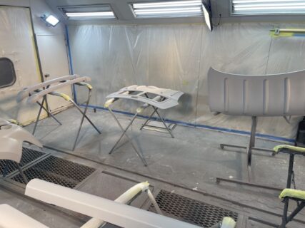 愛知県弥富市　Ｉ・Ａ様　タイプＰＫ１０（パオ）のエアロパーツの下処理に入りました！