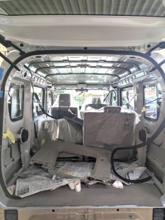 福島県須賀川市　Ｍ・Ｈ様　アーリーの内装のバラシ作業に入りました！