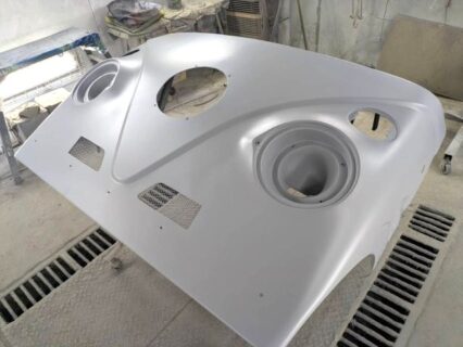 静岡県伊東市　Ｔ・Ｗ様　アーリーのサフェーサーペイント中です！