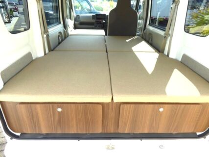 在庫車にエブリイ　軽キャンピングカーComfy-Ⅱが仲間入りしました！