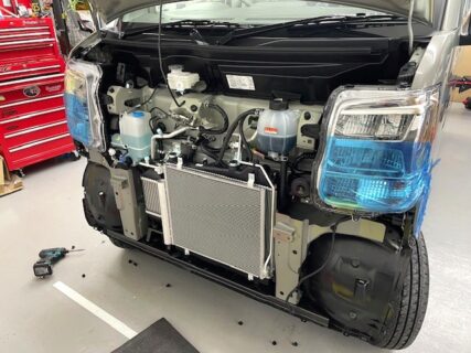 四日市市　Ｋ・Ｋ様　軽キャンピングカーComfy-Ⅲ制作エブリイにホーンの取付中です！