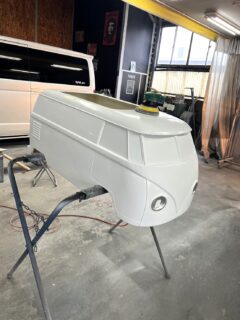 大阪府東大阪市　Ｎ・Ｙ様リトルワーゲンバスの下処理に入りました！