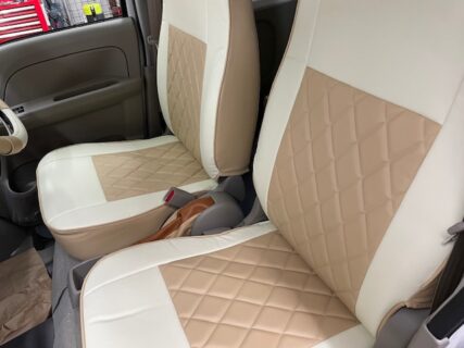 在庫車のタイプ　アーリーのシートカバー＆ボディーコーティングに入りました！
